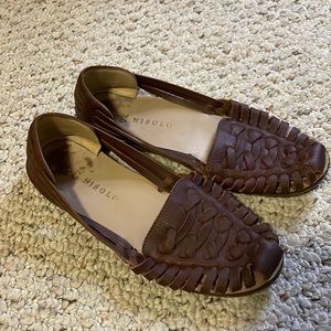 Nisolo Women's Huarache Sandal, size 7.5 in brown